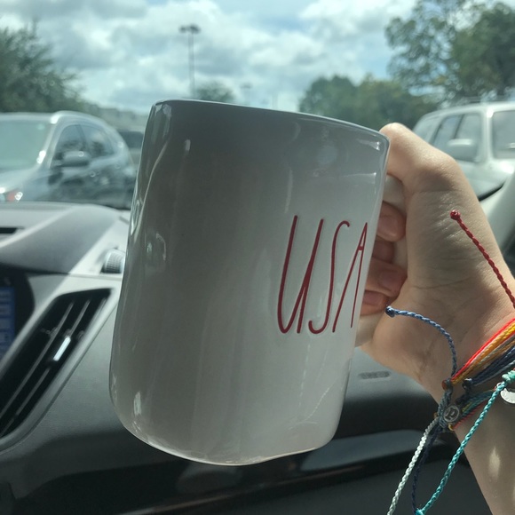 SOLD OUT NWT Rae Dunn USA Mug July 4th - Picture 3 of 4
